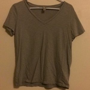 Gray v neck tee